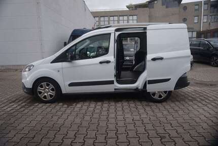 Ford Transit 78.121 km 10.950 € Nufringen 71154
