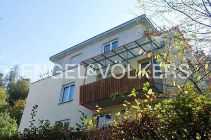 Gut geschnittene Drei-Raum-Wohnung mit offener Küche und separatem TG-Stellplatz 3 zimmer