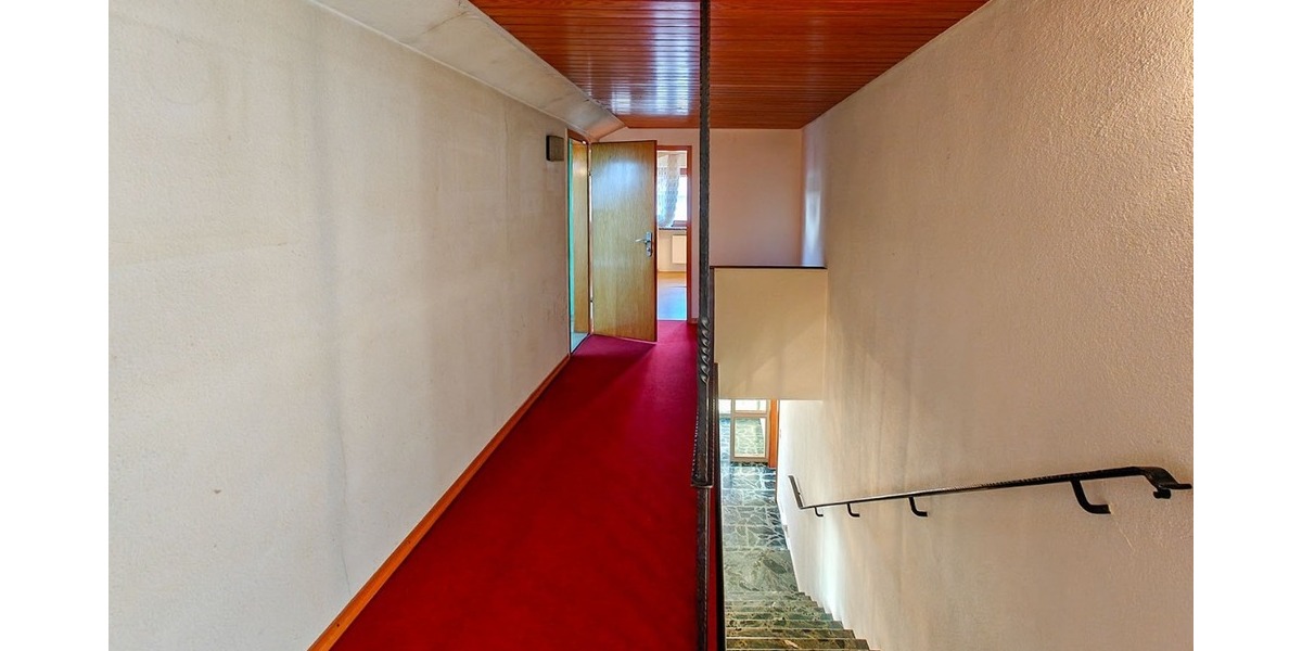 5-Zimmer Wohnung in Pliezhausen inkl. Balkon, Garten und Garage - 5- Pliezhausen | Angebot:25391039