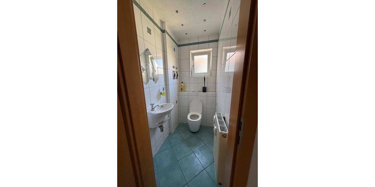 Etagenwohnung Reutlingen Sondelfingen - 3.5 Zimmer, 79 m&sup2;, 1.200&euro; | Angebot:27543998