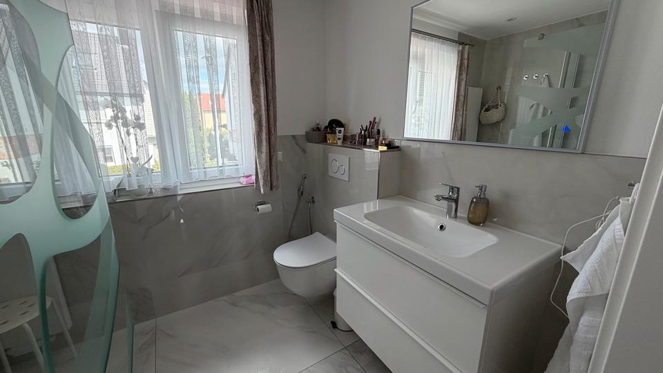 Reihenhaus Reutlingen Orschel-Hagen - 2.5 Zimmer, 82 m&sup2;, 349.000&euro; | Angebot:26817403
