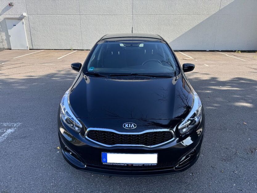 Kia ceed / Ceed 93.584 km 9.582 € Böblingen 71032