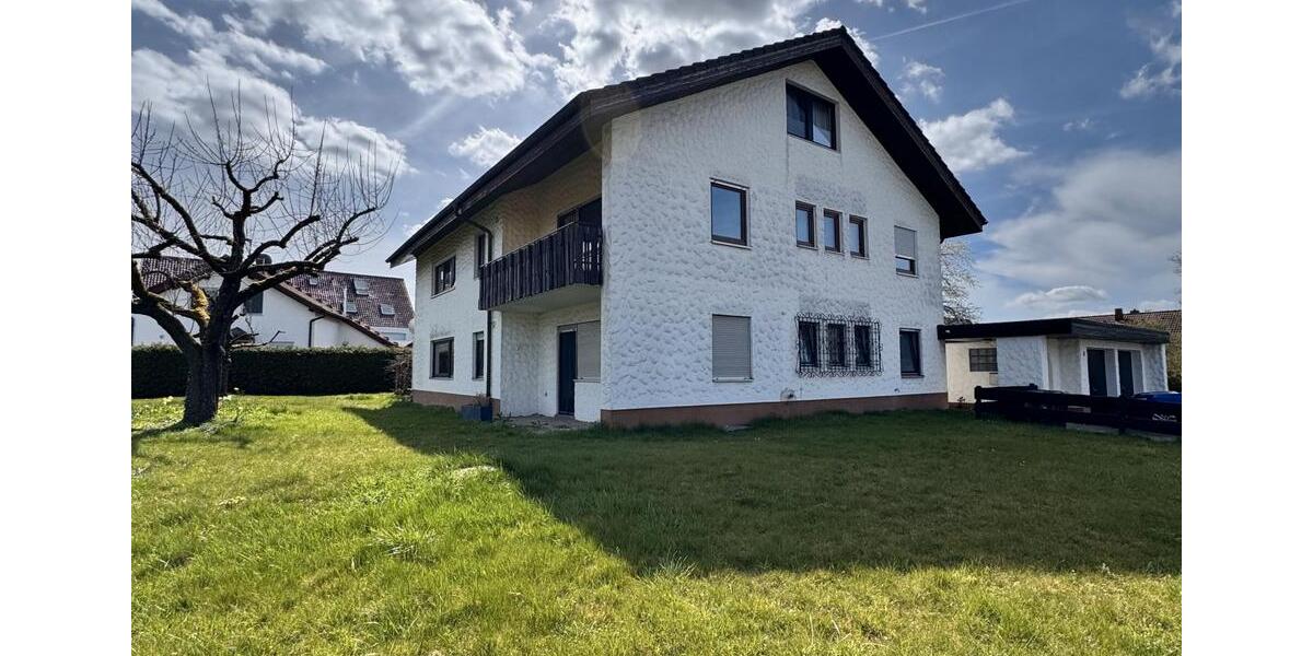 Etagenwohnung Pliezhausen - 4 Zimmer, 109 m&sup2;, 1.380&euro; | Angebot:26423371
