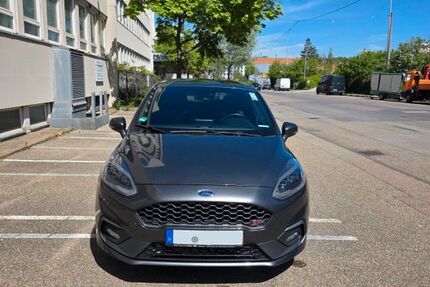 Ford Fiesta 132.000 km 13.500 &euro; Gerlingen 70838