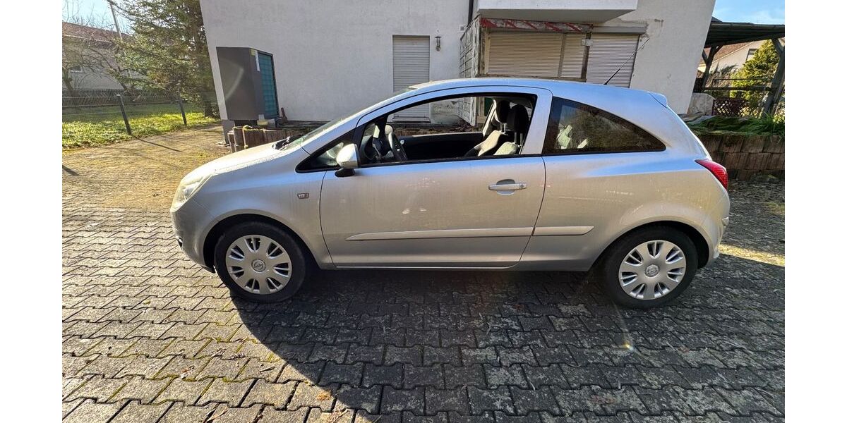 Opel Corsa 84.000 km 2.600 &euro; Wannweil 72827