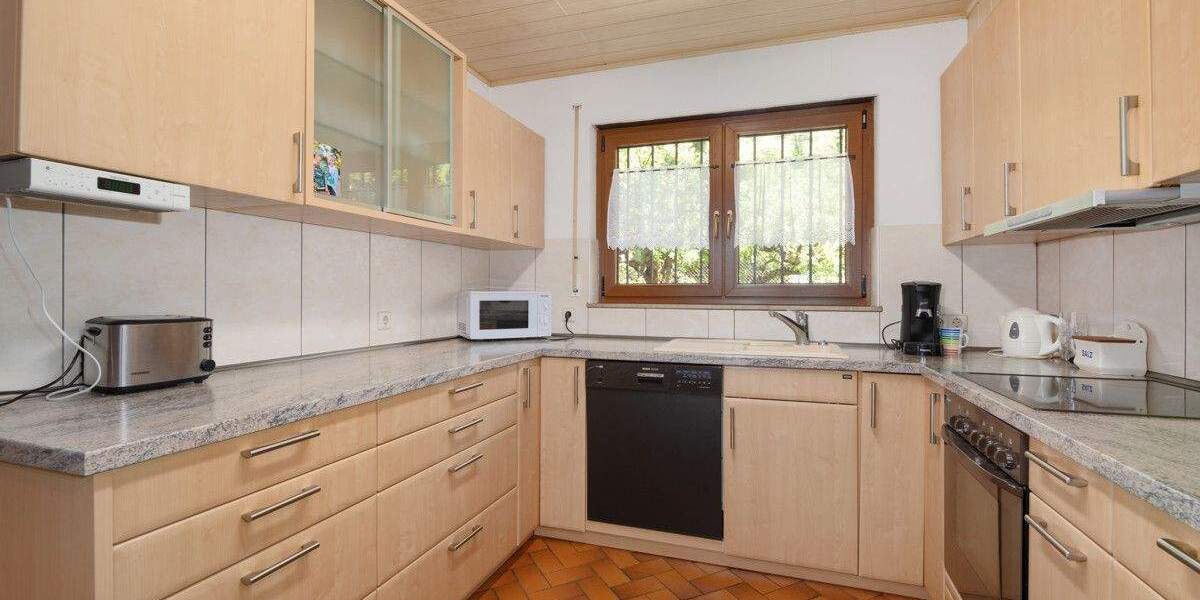 Einfamilienhaus Niefern-Öschelbronn / Niefern Niefern - 6 Zimmer, 180 m&sup2;, 560.000&euro; | Angebot:24860389