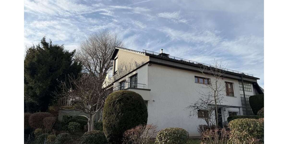 Einfamilienhaus Esslingen Hegensberg - 10 Zimmer, 255 m&sup2;, 995.000&euro; | Angebot:24422485