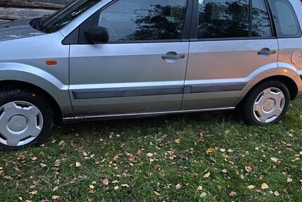 Ford Fusion 147.000 km 1.850 € Rottenburg 72108