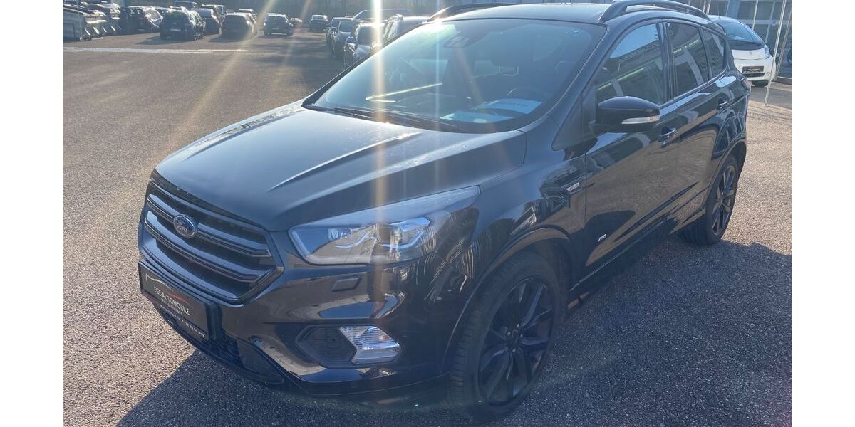 Ford Kuga 83.000 km 17.700 &euro; Markgröningen 71706