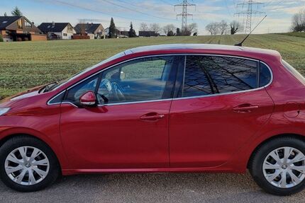 Peugeot 208 53.000 km 7.900 &euro; Sindelfingen 71069