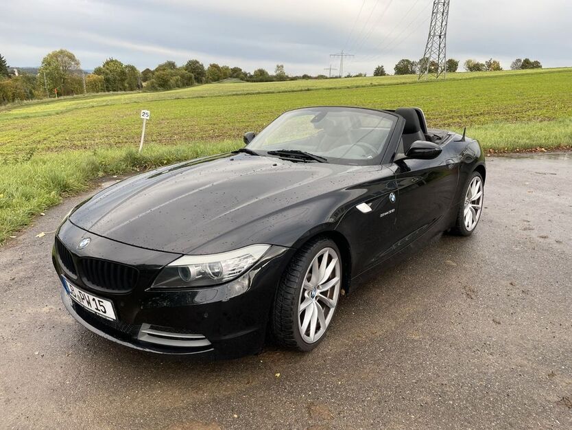 BMW Z4 128.000 km 18.200 € Sachsenheim 74343