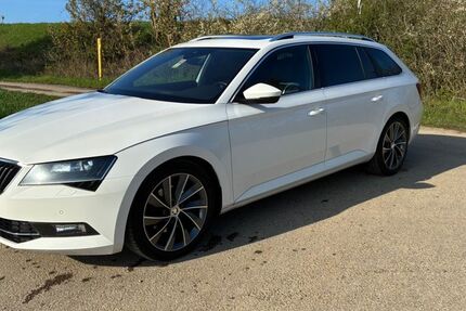 Skoda Superb 163.000 km 21.500 &euro; Eberdingen- Nussdorf 71735
