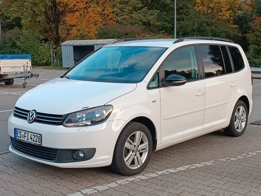 VW Touran 156.382 km 7.900 € Filderstadt 70794