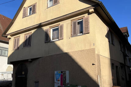 Haus Korntal-Münchingen Münchingen - 5 Zimmer, 198 m&sup2;, 449.000&euro; | Angebot:24038138