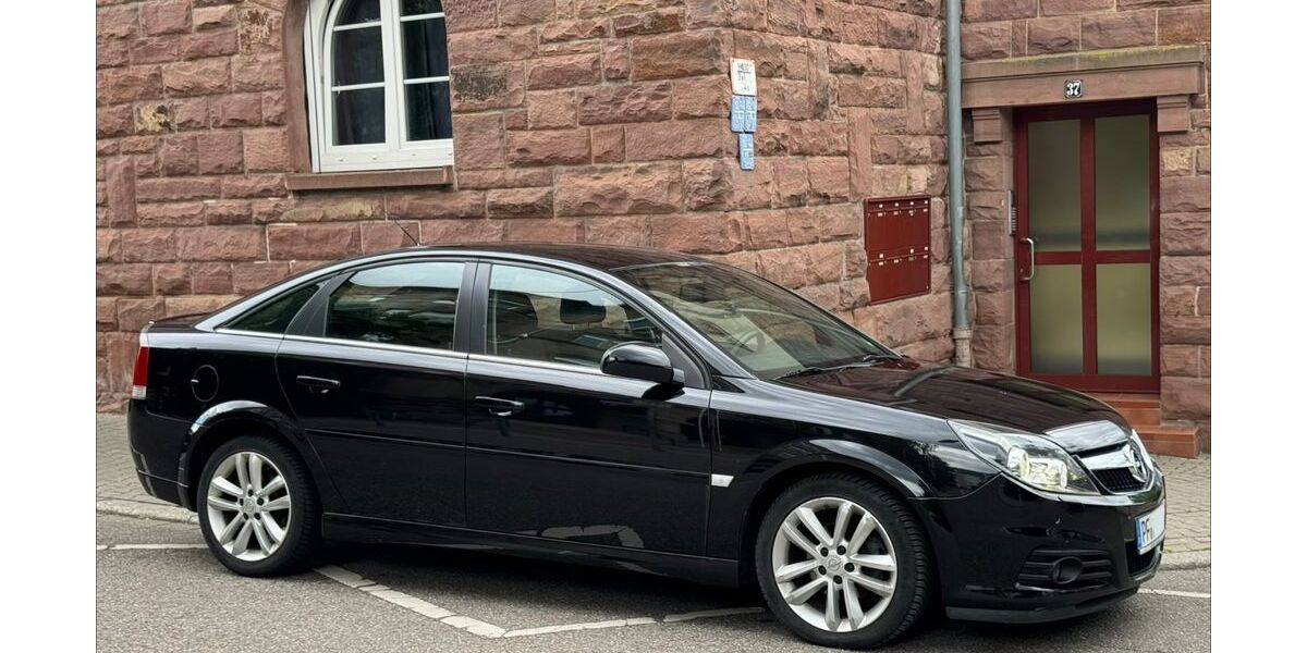 Opel Vectra 215.000 km 2.400 &euro; Pforzheim 75172