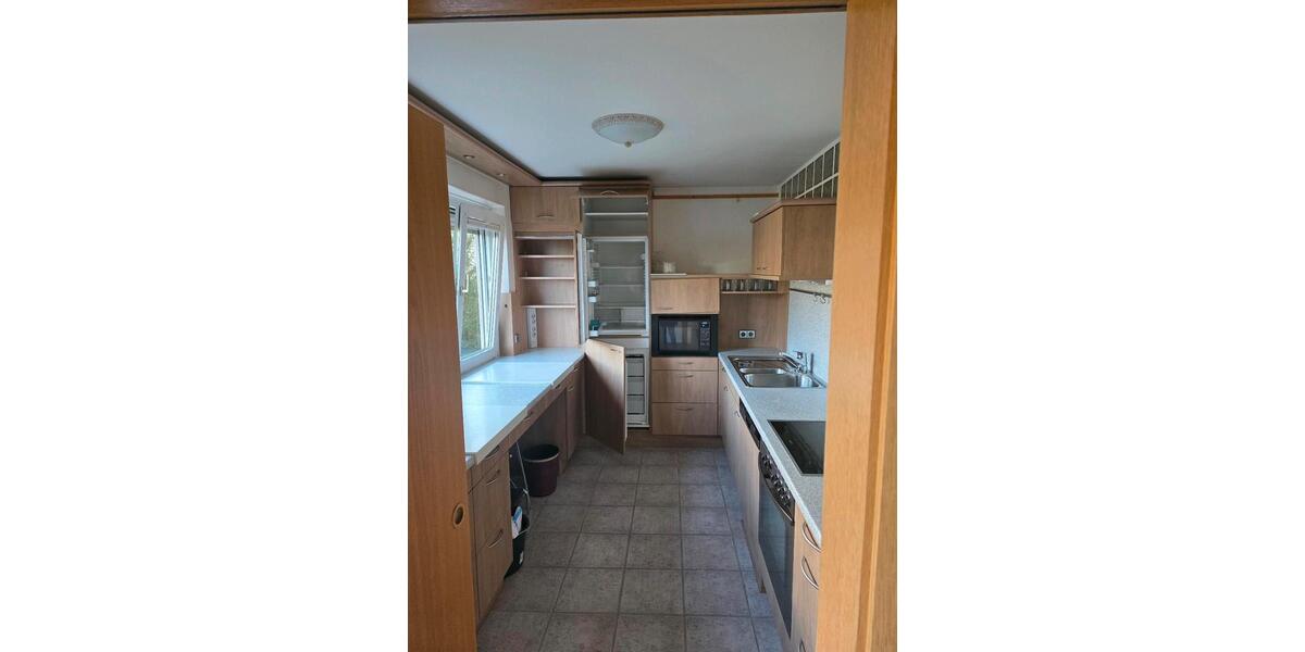 Etagenwohnung Gerlingen - 3.5 Zimmer, 87 m&sup2;, 1.300&euro; | Angebot:24787187