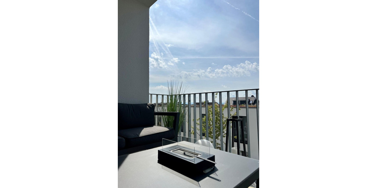 Etagenwohnung Herrenberg - 3 Zimmer, 82 m&sup2;, 1.300&euro; | Angebot:25354036