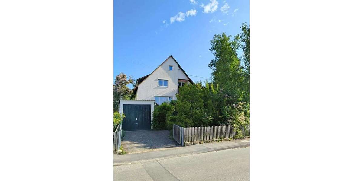 Einfamilienhaus Filderstadt - 8 Zimmer, 160 m&sup2;, 1.100.000&euro; | Angebot:26836627
