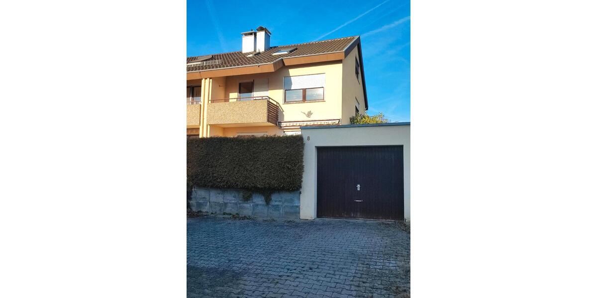 Doppelhaushälfte Leonberg - 6 Zimmer, 146 m&sup2;, 550.000&euro; | Angebot:25308461