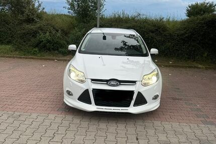 Ford Focus 158.000 km 3.200 &euro; Stuttgart 70174
