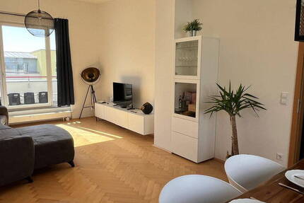 Moderne 3-Zimmer-Wohnung mit Loftcharakter und Dachterrasse