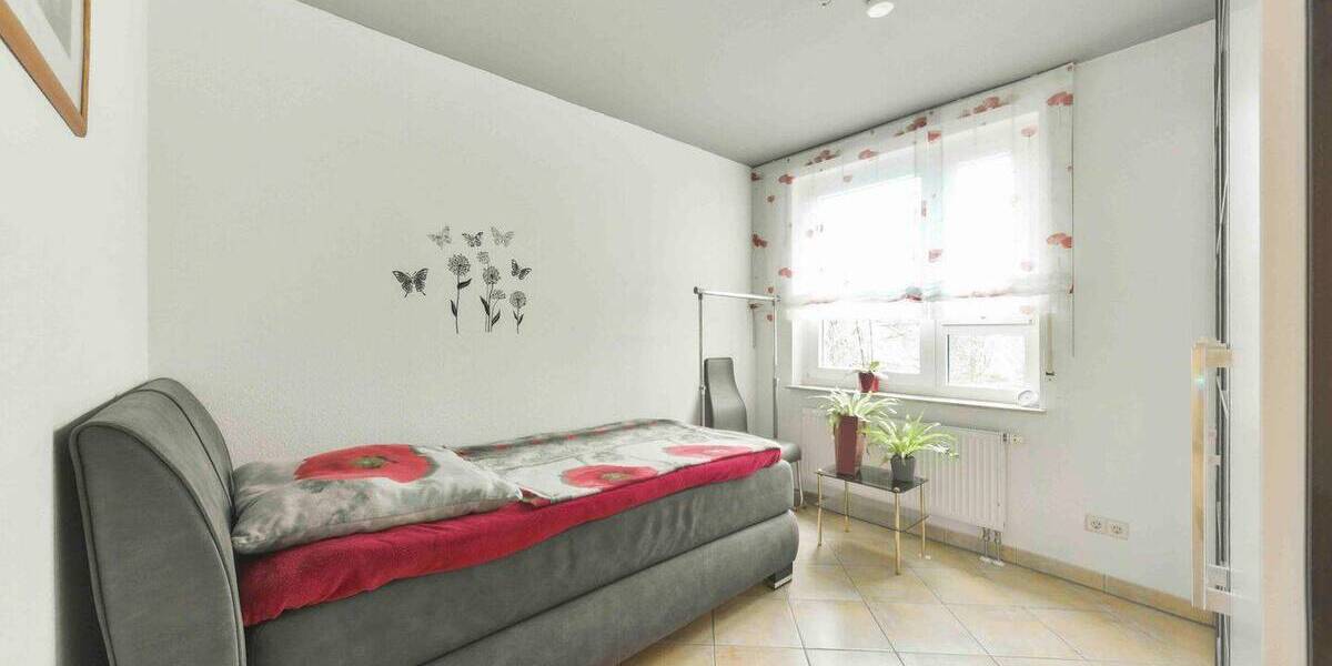 Etagenwohnung Reutlingen Hohbuch - 3 Zimmer, 79 m&sup2;, 359.000&euro; | Angebot:26642373