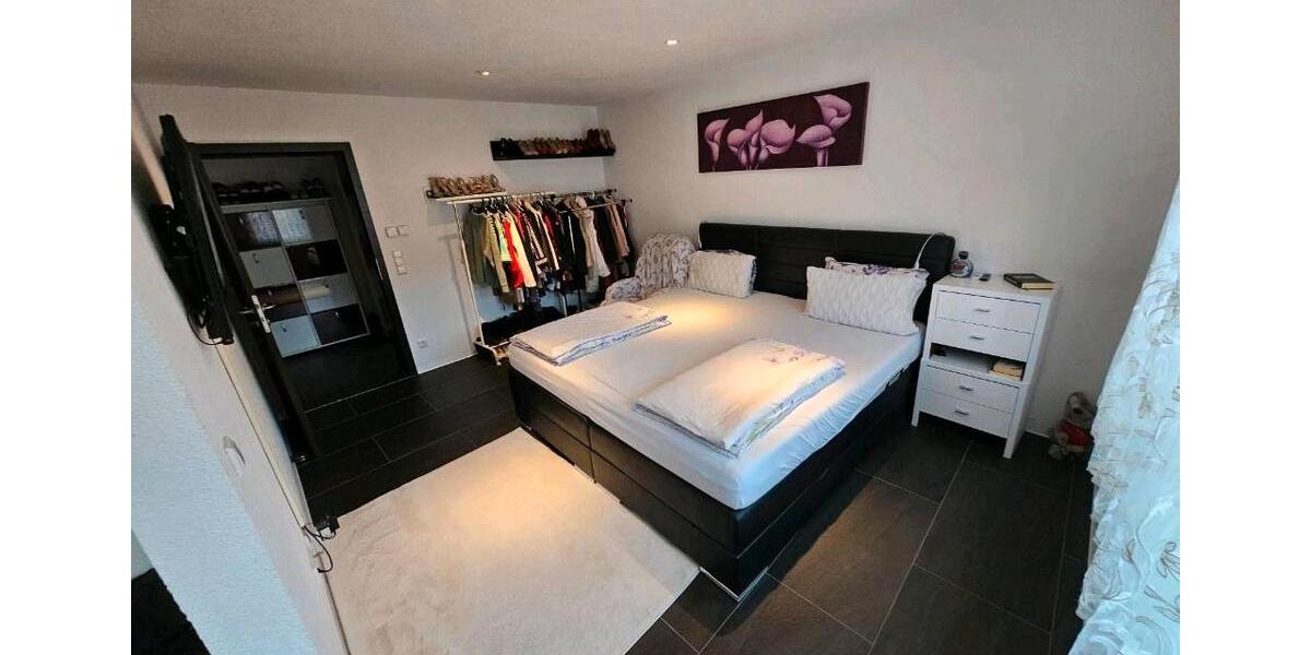 Etagenwohnung Pforzheim - 4 Zimmer, 160 m&sup2;, 1.650&euro; | Angebot:26321293