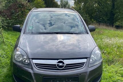 Opel Zafira 269.000 km 2.900 € Stuttgart 70569