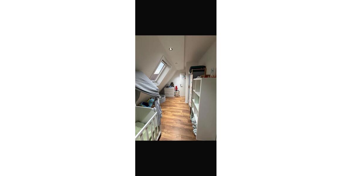 Reihenhaus Leonberg - 3.5 Zimmer, 85 m&sup2;, 1.500&euro; | Angebot:27617688