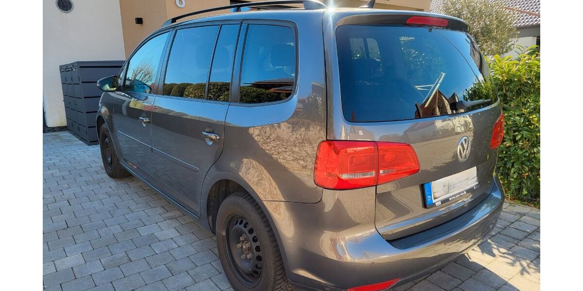 VW Touran 140.000 km 6.500 &euro; Rutesheim 71277