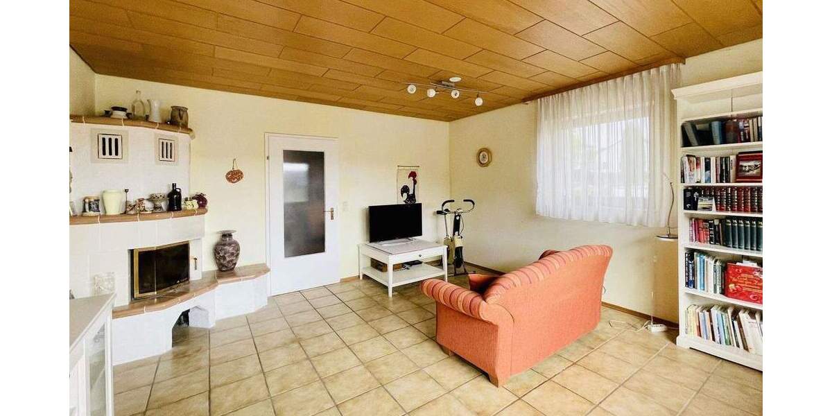 Reihenendhaus Simmozheim - 7 Zimmer, 176 m&sup2;, 599.000&euro; | Angebot:25657345