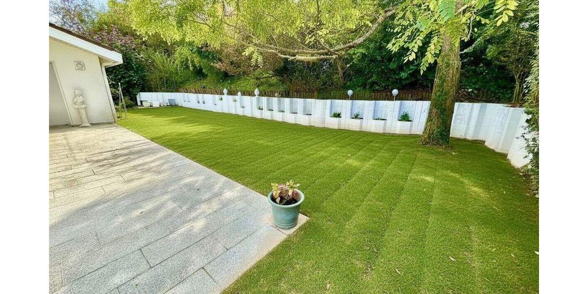 Einfamilienhaus Weil der Stadt Merklingen - 9 Zimmer, 330 m&sup2;, 990.000&euro; | Angebot:24333468