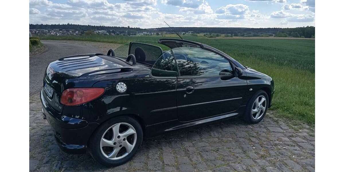 Peugeot 206 220.000 km 2.100 &euro; Unterreichenbach 75399