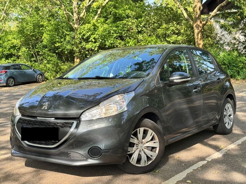 Peugeot 208 71.000 km 5.400 € Sindelfingen 71063