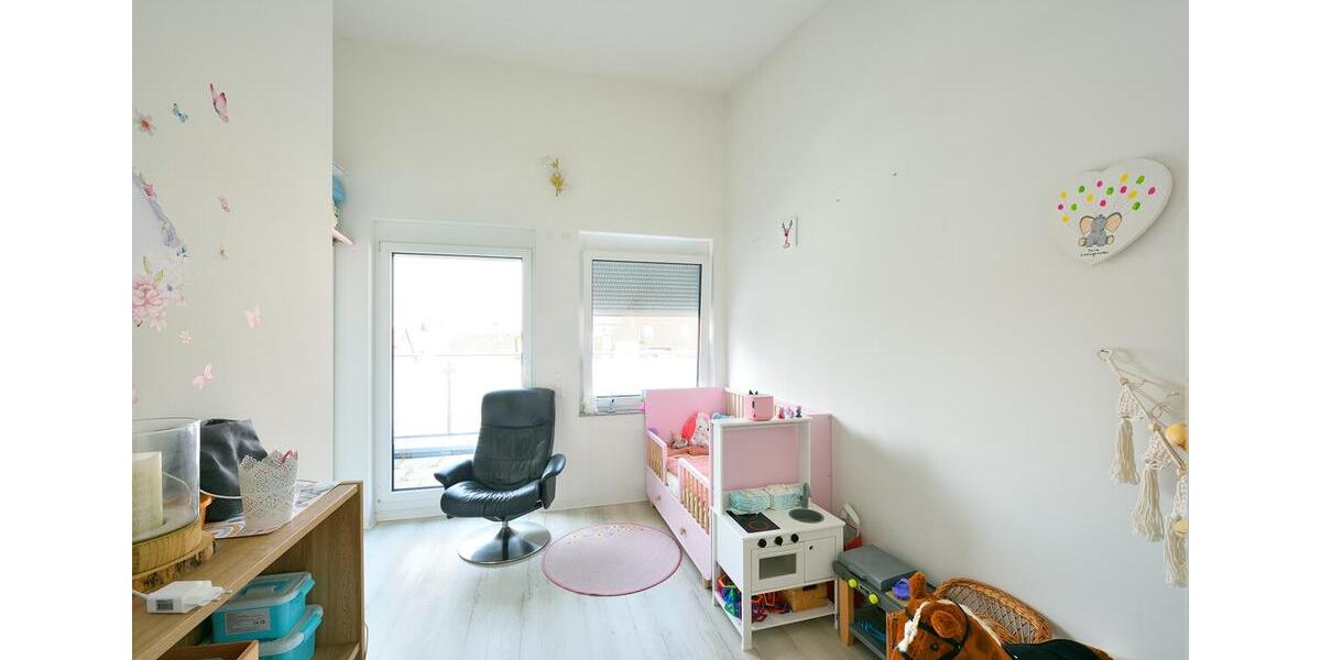 Reihenhaus Markgröningen - 5 Zimmer, 133 m&sup2;, 1.700&euro; | Angebot:25632777