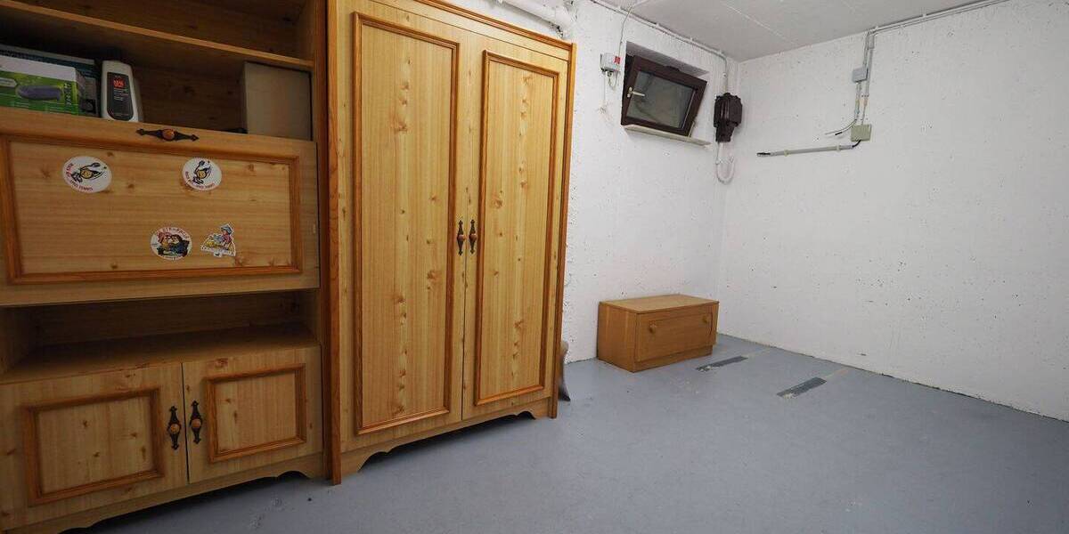 Einfamilienhaus Ammerbuch Entringen - 7 Zimmer, 236 m&sup2;, 930.000&euro; | Angebot:24545059