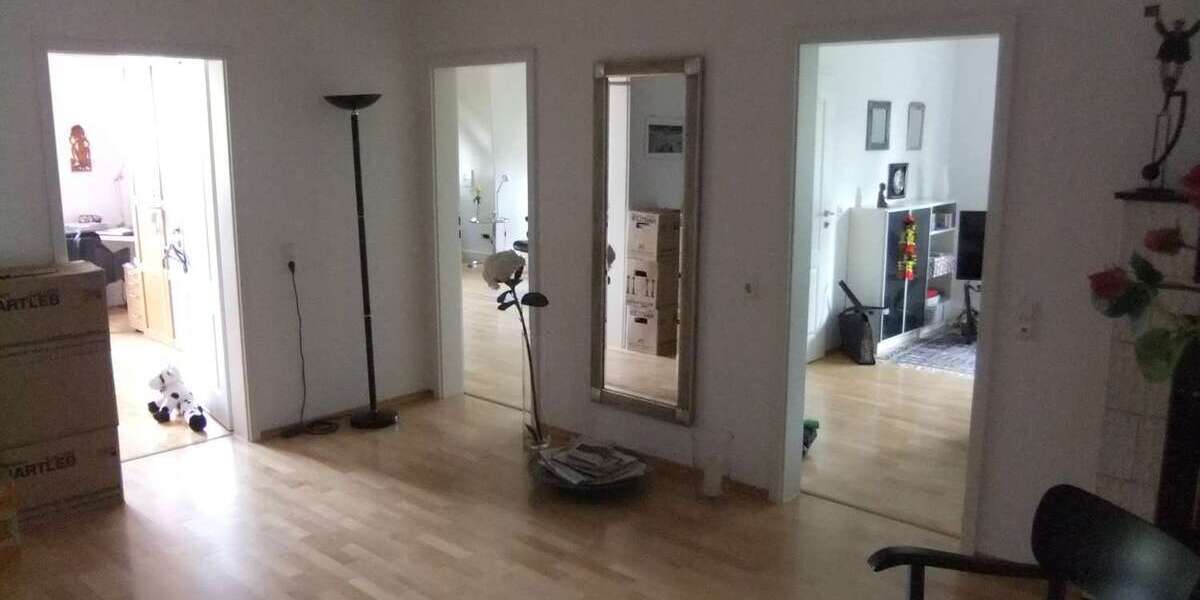 Etagenwohnung Ditzingen - 5 Zimmer, 163 m&sup2;, 1.900&euro; | Angebot:24590337