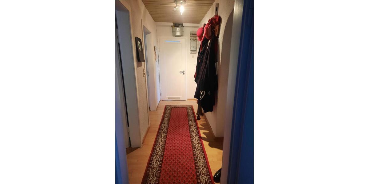 Dachgeschoßwohnung Stuttgart Degerloch - 3 Zimmer, 55 m&sup2;, 285.000&euro; | Angebot:24346020