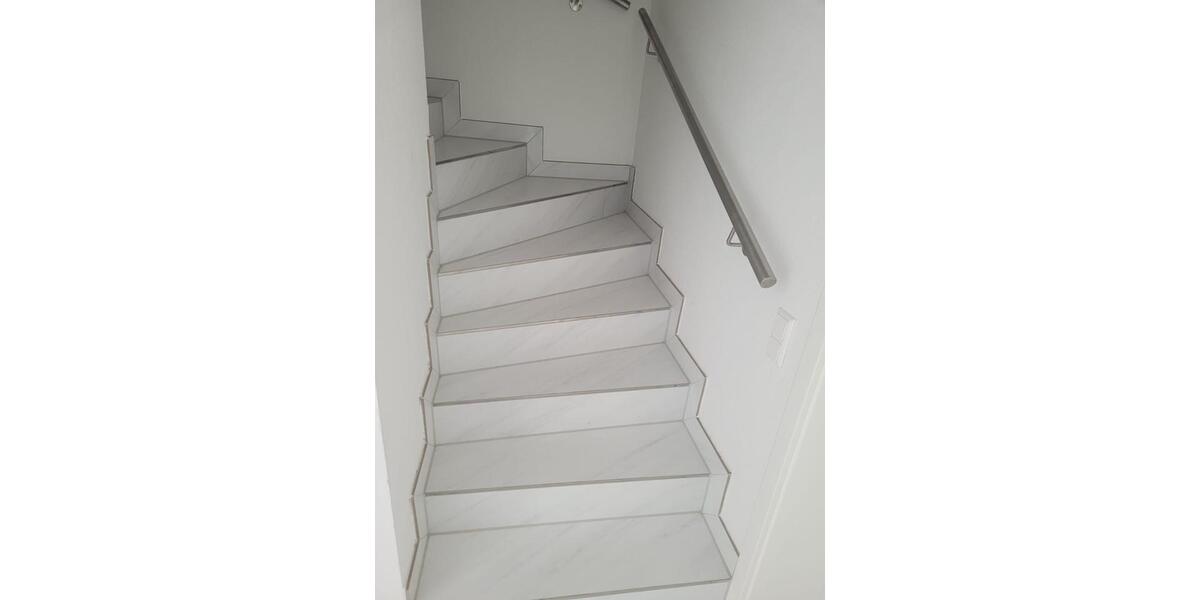 Etagenwohnung Kirchentellinsfurt - 4 Zimmer, 20 m&sup2;, 700&euro; | Angebot:24563638