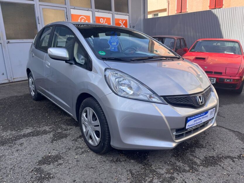 Honda Jazz 33.005 km 9.495 € Altensteig 72213