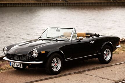 Fiat 124 Spider 116.000 km 17.300 &euro; Stuttgart 70597