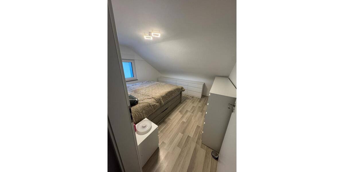 Dachgeschoßwohnung Pforzheim Eutingen - 2 Zimmer, 69 m&sup2;, 724&euro; | Angebot:26446603