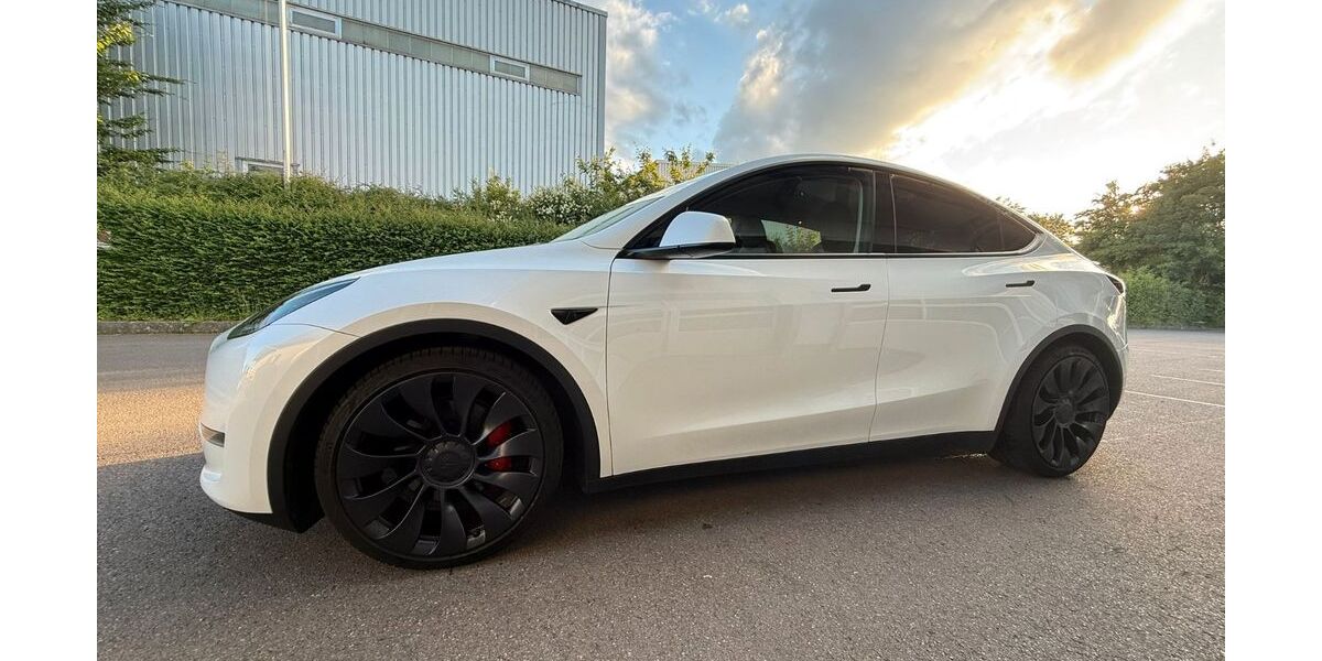 Tesla Model Y 78.600 km 36.490 &euro; Filderstadt 70794
