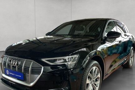 Audi e-tron 40.783 km 28.890 € Esslingen 73730