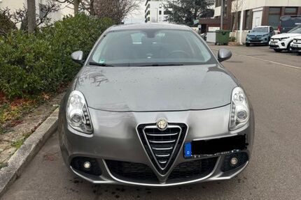 Alfa Romeo Giulietta 109.257 km 8.299 &euro; Gerlingen 70839