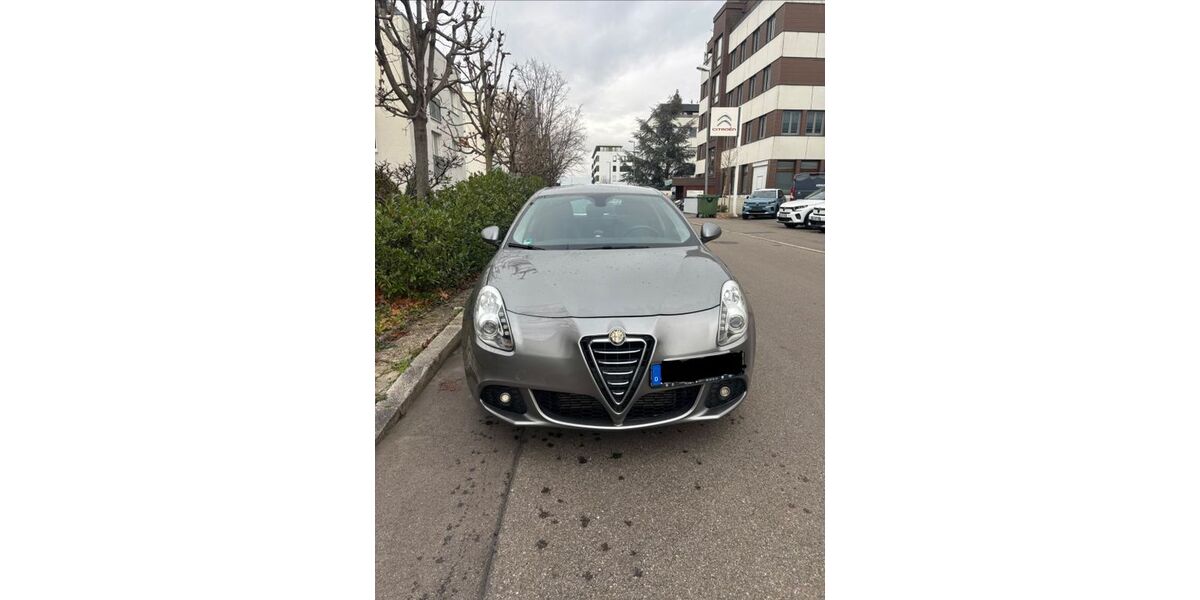 Alfa Romeo Giulietta 109.257 km 8.299 &euro; Gerlingen 70839
