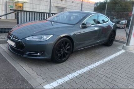 Tesla Model S 382.000 km 22.999 &euro; Friolzheim 71292