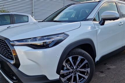 Toyota Corolla Cross 5.143 km 38.490 &euro; Nürtingen 72622