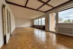 Dreifamilienhaus mit EinliegerWohnung in Büchenbronn