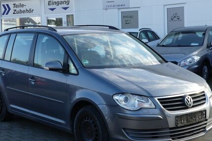 VW Touran 195.200 km 990 &euro; Walddorfhäslach 72141
